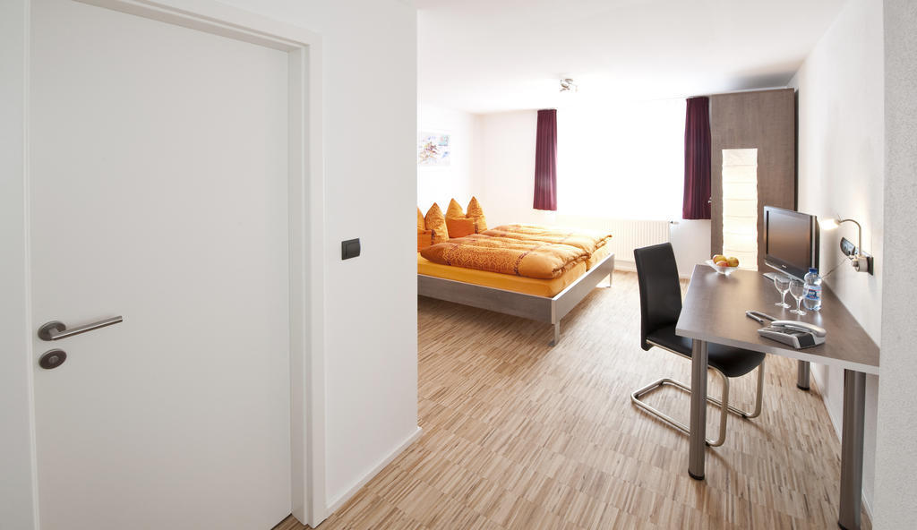 Hotel Merlin فيلدرستادت المظهر الخارجي الصورة